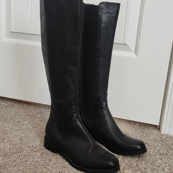 Cole Haan NIKE leather Sz 8 Boots - Picture 1 of 6